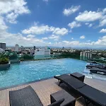 1 Bed 1 Bath - Serviced Apartment Near City Center With Rooftop Pool And Gym